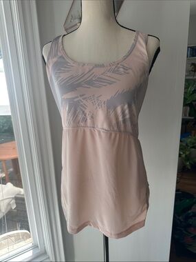 FABLETICS Light Pink Athletic Tank Top Gray Abstract racerback Mesh Sz Medium